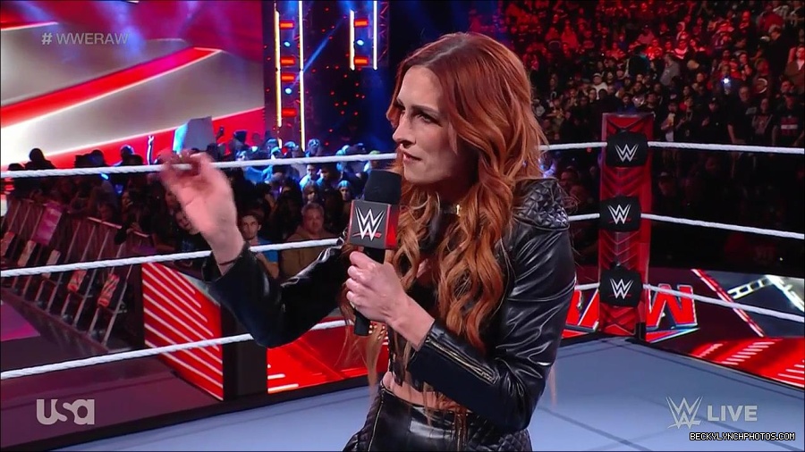 WWE_Monday_Night_Raw_2023_02_13_720p_HDTV_x264-NWCHD_mp4_000211444.jpg