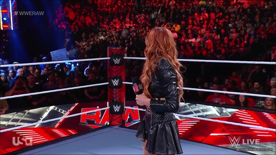 WWE_Monday_Night_Raw_2023_02_13_720p_HDTV_x264-NWCHD_mp4_000219052.jpg