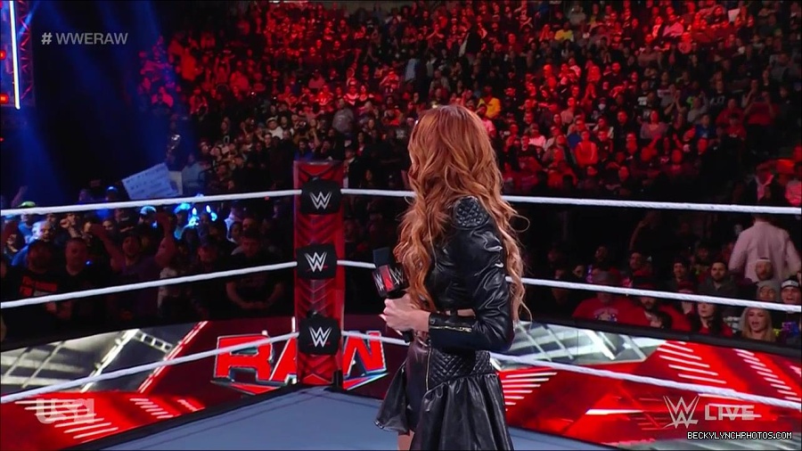 WWE_Monday_Night_Raw_2023_02_13_720p_HDTV_x264-NWCHD_mp4_000219852.jpg