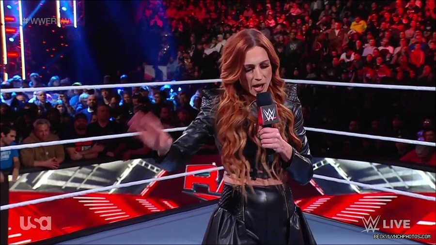 WWE_Monday_Night_Raw_2023_02_13_720p_HDTV_x264-NWCHD_mp4_000232265.jpg