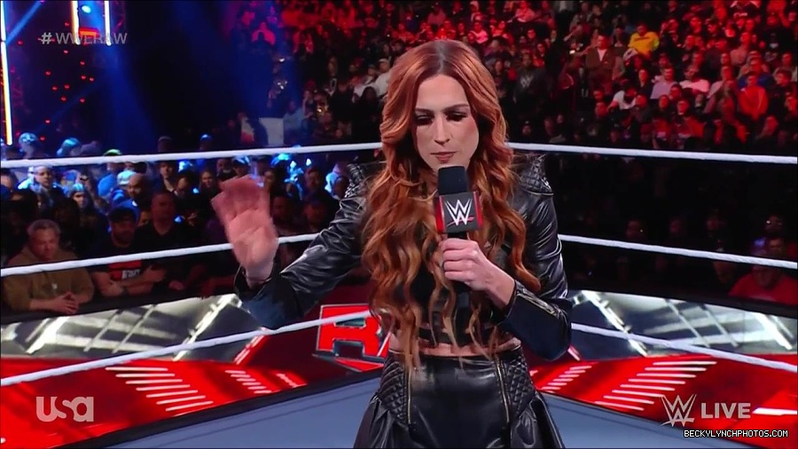 WWE_Monday_Night_Raw_2023_02_13_720p_HDTV_x264-NWCHD_mp4_000232665.jpg