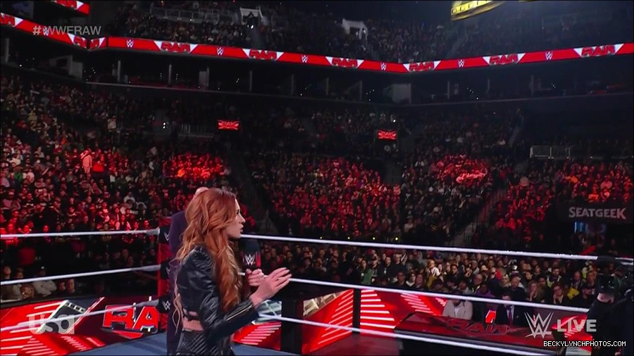 WWE_Monday_Night_Raw_2023_02_13_720p_HDTV_x264-NWCHD_mp4_000246279.jpg