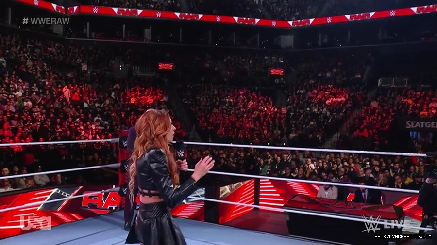 WWE_Monday_Night_Raw_2023_02_13_720p_HDTV_x264-NWCHD_mp4_000246679.jpg