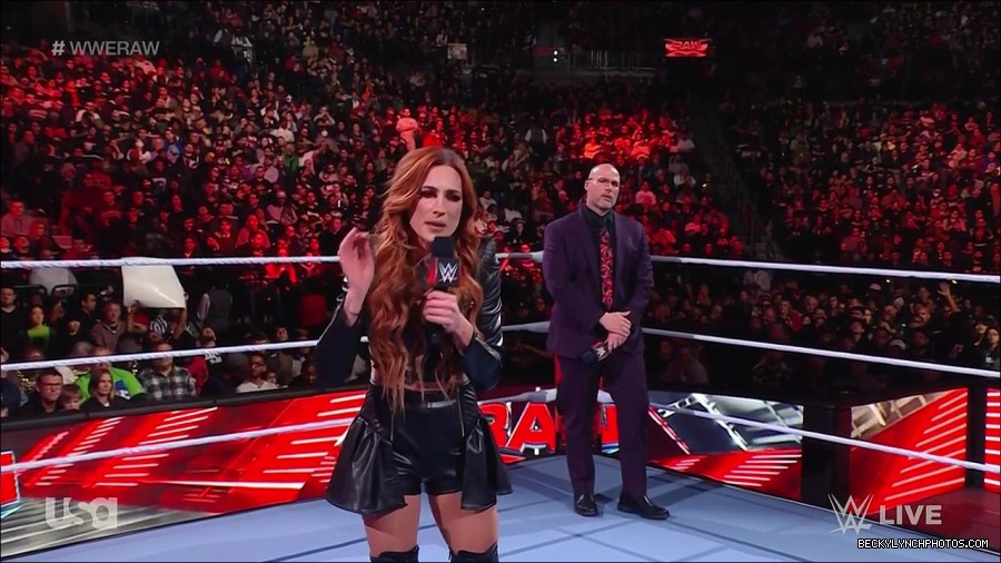 WWE_Monday_Night_Raw_2023_02_13_720p_HDTV_x264-NWCHD_mp4_000251484.jpg