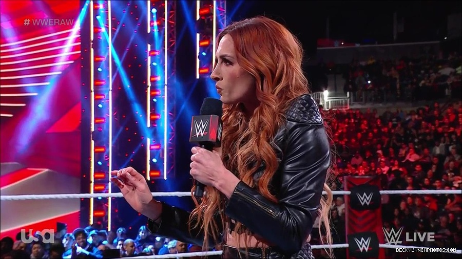 WWE_Monday_Night_Raw_2023_02_13_720p_HDTV_x264-NWCHD_mp4_000255488.jpg