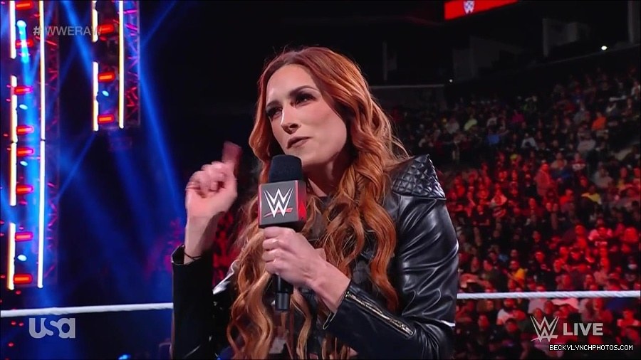 WWE_Monday_Night_Raw_2023_02_13_720p_HDTV_x264-NWCHD_mp4_000264297.jpg