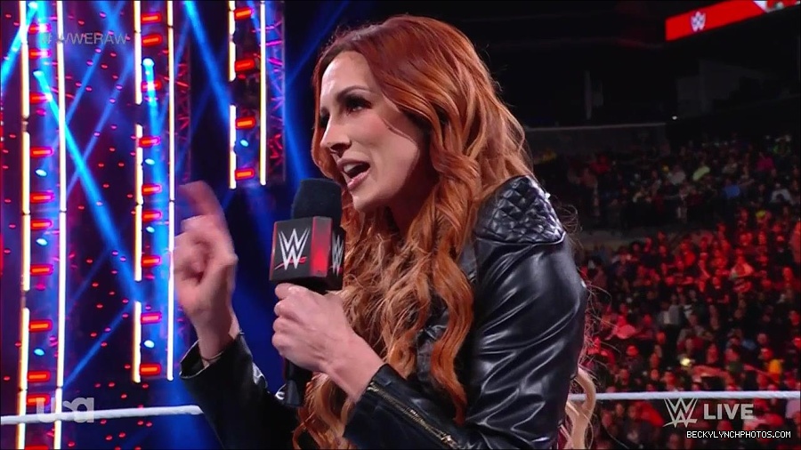 WWE_Monday_Night_Raw_2023_02_13_720p_HDTV_x264-NWCHD_mp4_000265098.jpg
