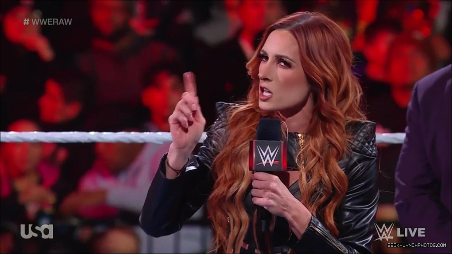 WWE_Monday_Night_Raw_2023_02_13_720p_HDTV_x264-NWCHD_mp4_000267900.jpg