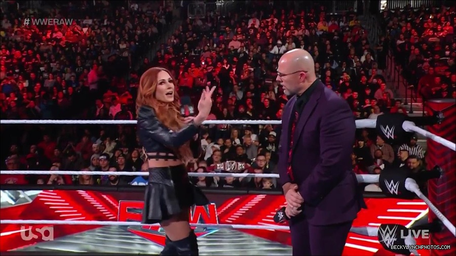 WWE_Monday_Night_Raw_2023_02_13_720p_HDTV_x264-NWCHD_mp4_000272705.jpg