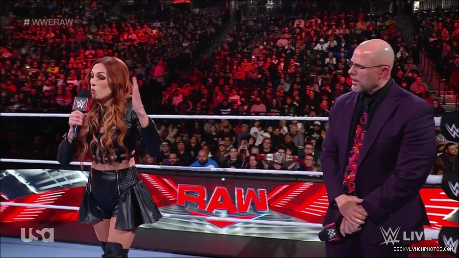 WWE_Monday_Night_Raw_2023_02_13_720p_HDTV_x264-NWCHD_mp4_000273906.jpg