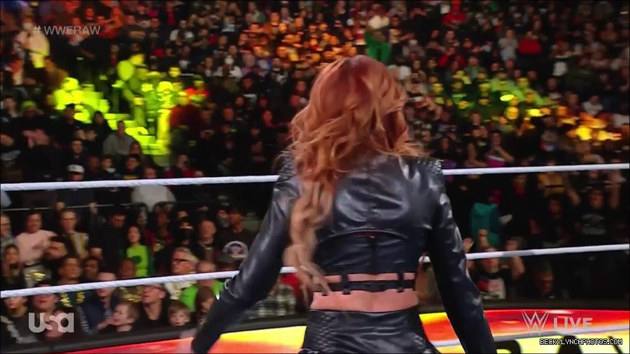 WWE_Monday_Night_Raw_2023_02_13_720p_HDTV_x264-NWCHD_mp4_000299932.jpg