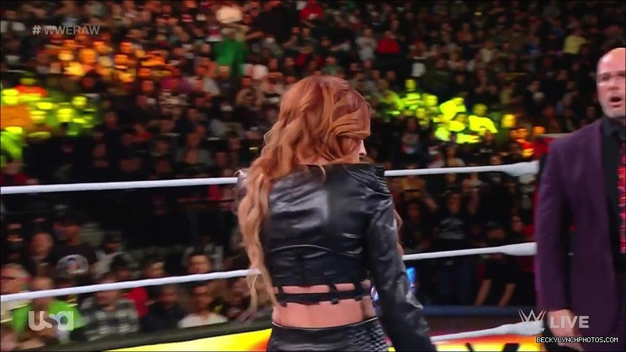 WWE_Monday_Night_Raw_2023_02_13_720p_HDTV_x264-NWCHD_mp4_000300333.jpg