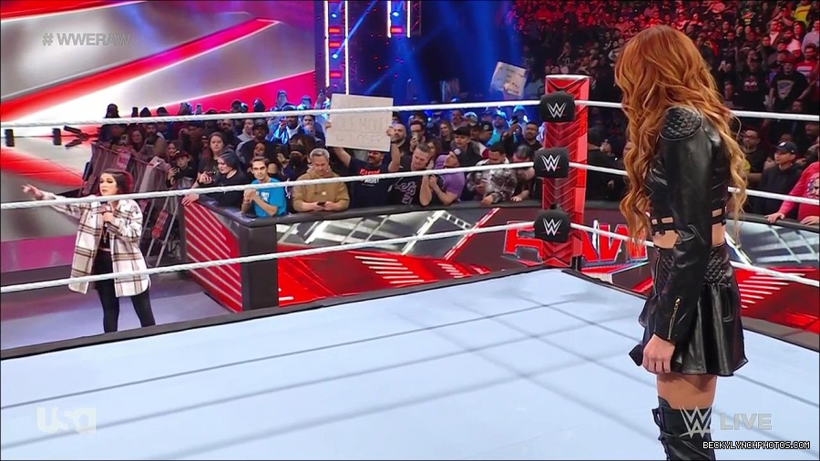 WWE_Monday_Night_Raw_2023_02_13_720p_HDTV_x264-NWCHD_mp4_000323556.jpg
