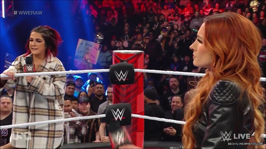 WWE_Monday_Night_Raw_2023_02_13_720p_HDTV_x264-NWCHD_mp4_000331564.jpg