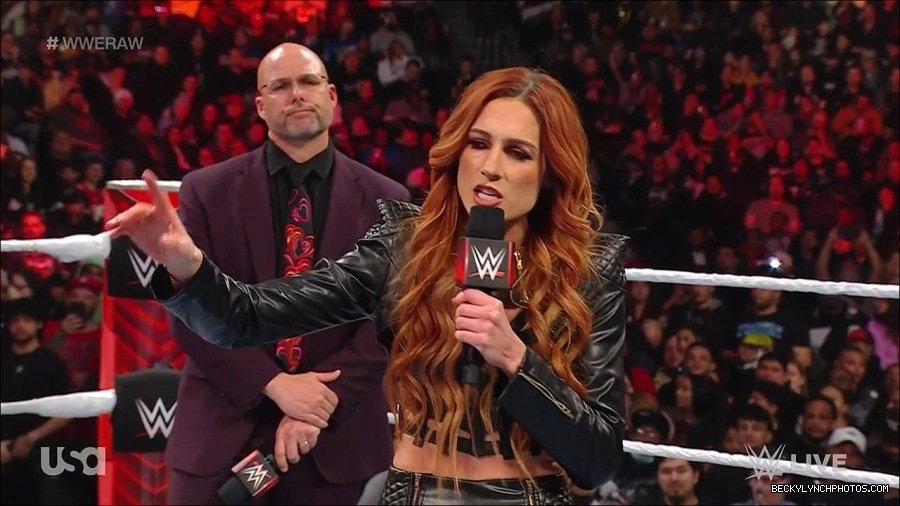 WWE_Monday_Night_Raw_2023_02_13_720p_HDTV_x264-NWCHD_mp4_000340373.jpg