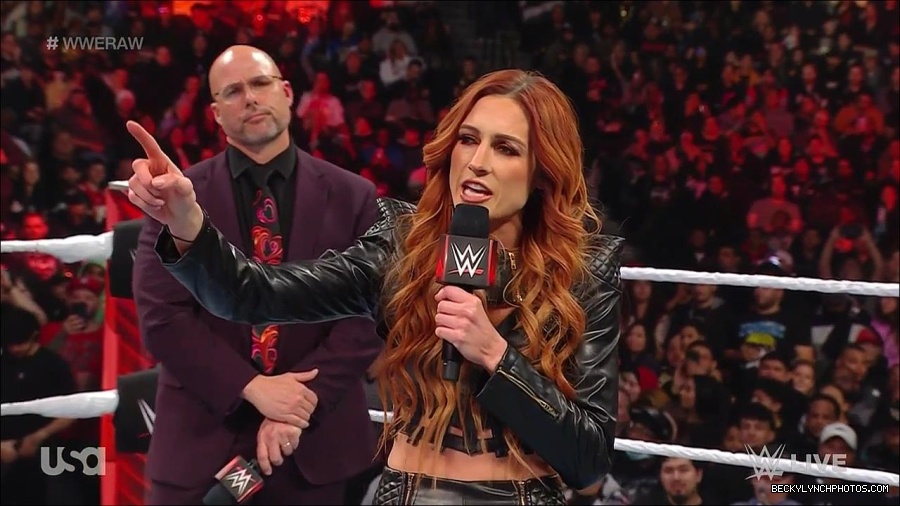 WWE_Monday_Night_Raw_2023_02_13_720p_HDTV_x264-NWCHD_mp4_000340773.jpg