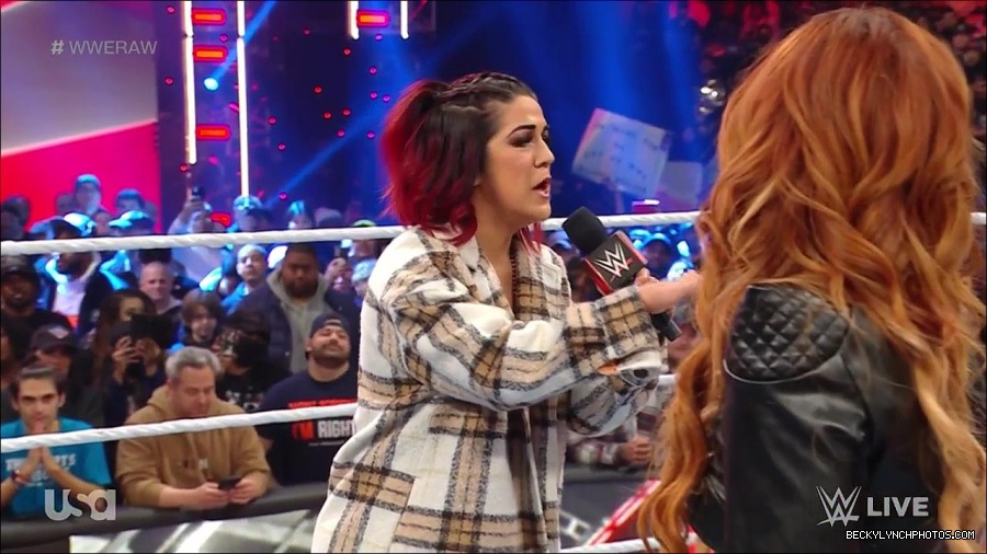 WWE_Monday_Night_Raw_2023_02_13_720p_HDTV_x264-NWCHD_mp4_000345578.jpg
