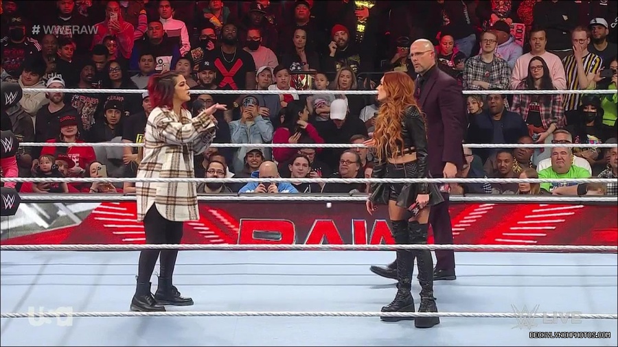 WWE_Monday_Night_Raw_2023_02_13_720p_HDTV_x264-NWCHD_mp4_000346379.jpg