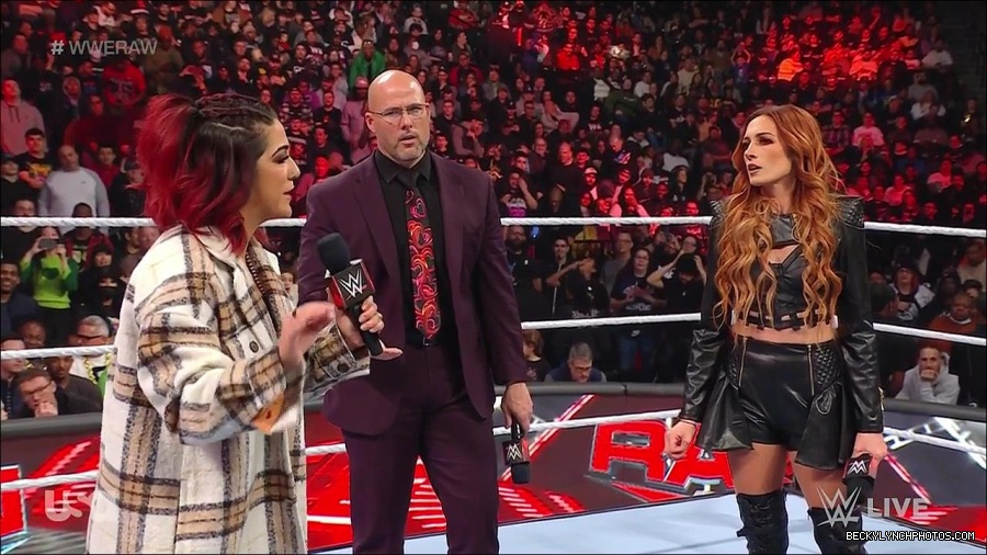 WWE_Monday_Night_Raw_2023_02_13_720p_HDTV_x264-NWCHD_mp4_000350383.jpg