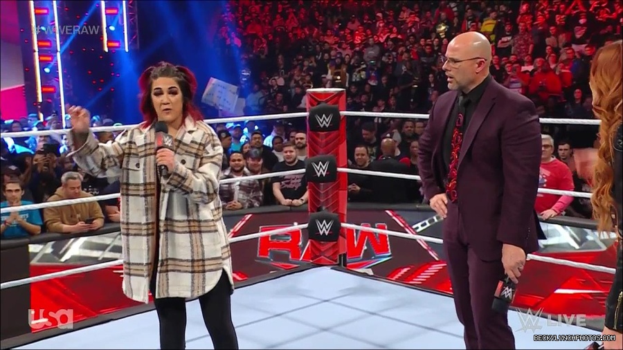 WWE_Monday_Night_Raw_2023_02_13_720p_HDTV_x264-NWCHD_mp4_000353986.jpg