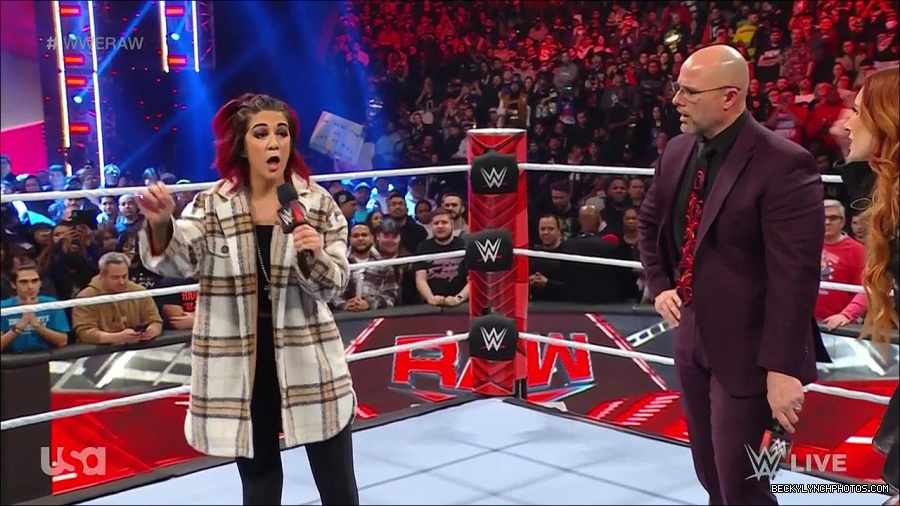 WWE_Monday_Night_Raw_2023_02_13_720p_HDTV_x264-NWCHD_mp4_000354387.jpg