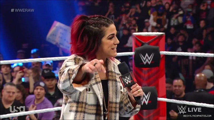 WWE_Monday_Night_Raw_2023_02_13_720p_HDTV_x264-NWCHD_mp4_000356389.jpg