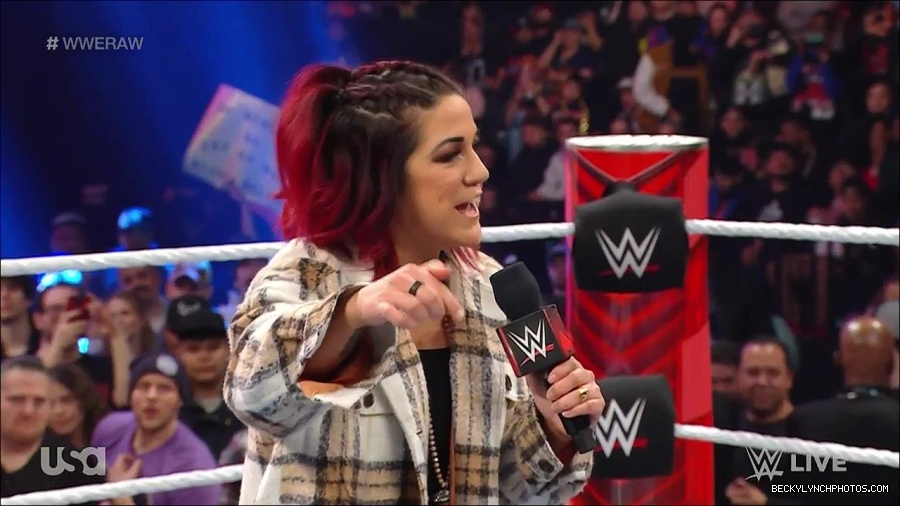 WWE_Monday_Night_Raw_2023_02_13_720p_HDTV_x264-NWCHD_mp4_000356789.jpg