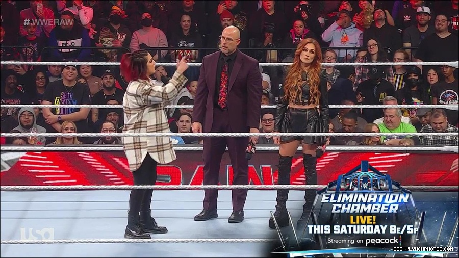 WWE_Monday_Night_Raw_2023_02_13_720p_HDTV_x264-NWCHD_mp4_000380413.jpg