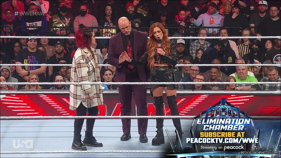 WWE_Monday_Night_Raw_2023_02_13_720p_HDTV_x264-NWCHD_mp4_000386819.jpg
