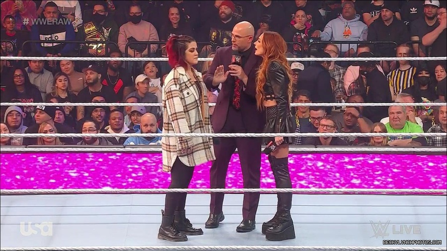 WWE_Monday_Night_Raw_2023_02_13_720p_HDTV_x264-NWCHD_mp4_000414447.jpg