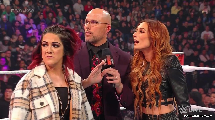 WWE_Monday_Night_Raw_2023_02_13_720p_HDTV_x264-NWCHD_mp4_000415248.jpg