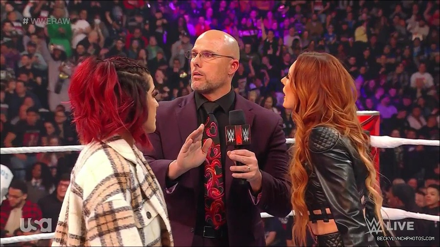 WWE_Monday_Night_Raw_2023_02_13_720p_HDTV_x264-NWCHD_mp4_000416449.jpg