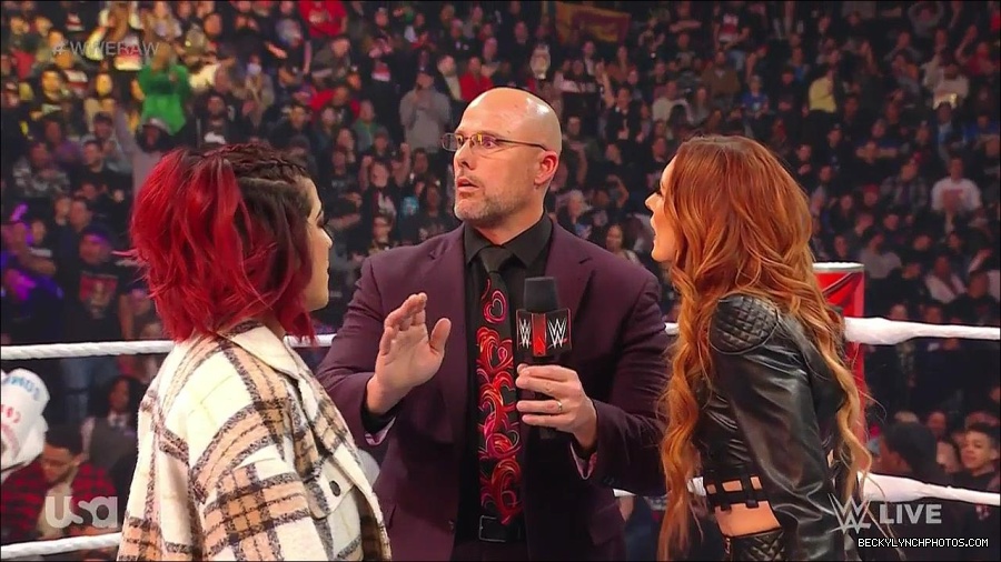 WWE_Monday_Night_Raw_2023_02_13_720p_HDTV_x264-NWCHD_mp4_000416849.jpg