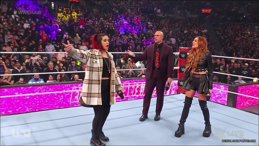 WWE_Monday_Night_Raw_2023_02_13_720p_HDTV_x264-NWCHD_mp4_000422054.jpg