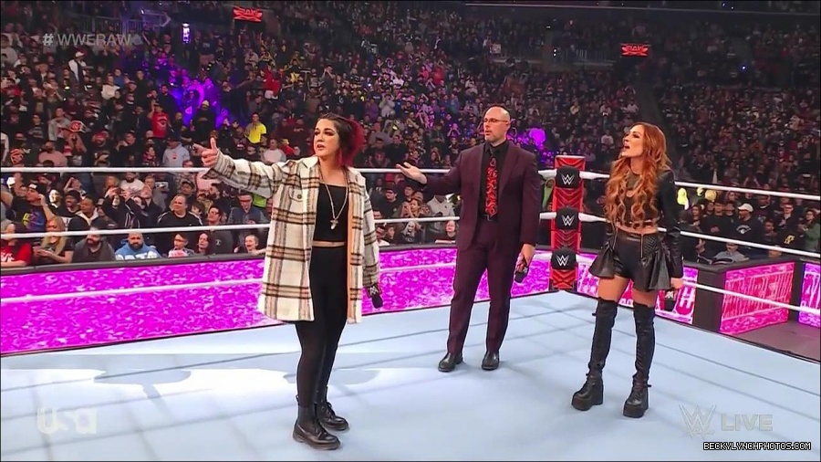 WWE_Monday_Night_Raw_2023_02_13_720p_HDTV_x264-NWCHD_mp4_000422455.jpg