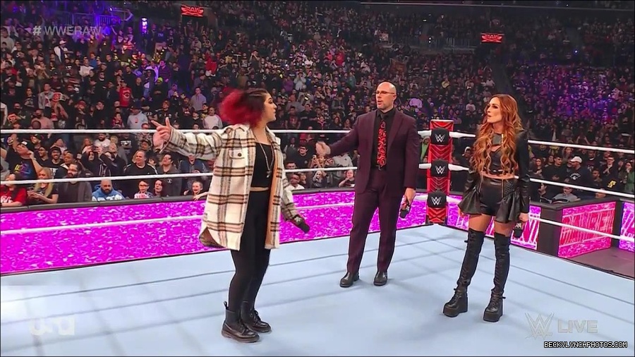 WWE_Monday_Night_Raw_2023_02_13_720p_HDTV_x264-NWCHD_mp4_000422855.jpg