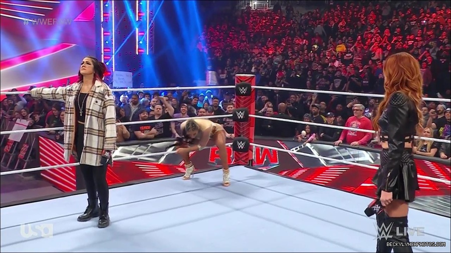 WWE_Monday_Night_Raw_2023_02_13_720p_HDTV_x264-NWCHD_mp4_000450883.jpg
