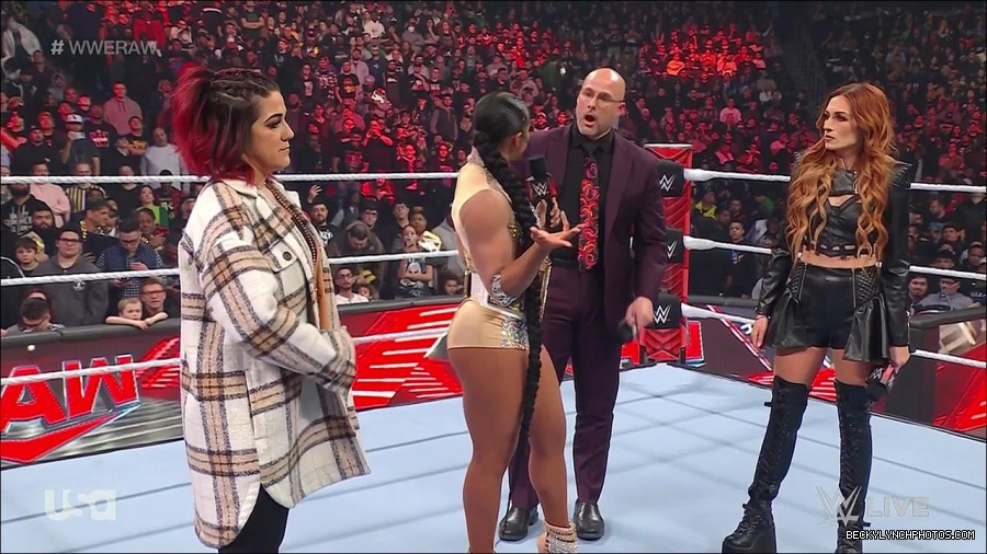 WWE_Monday_Night_Raw_2023_02_13_720p_HDTV_x264-NWCHD_mp4_000472505.jpg