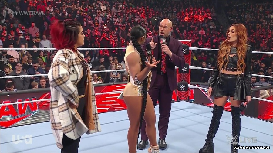 WWE_Monday_Night_Raw_2023_02_13_720p_HDTV_x264-NWCHD_mp4_000473306.jpg