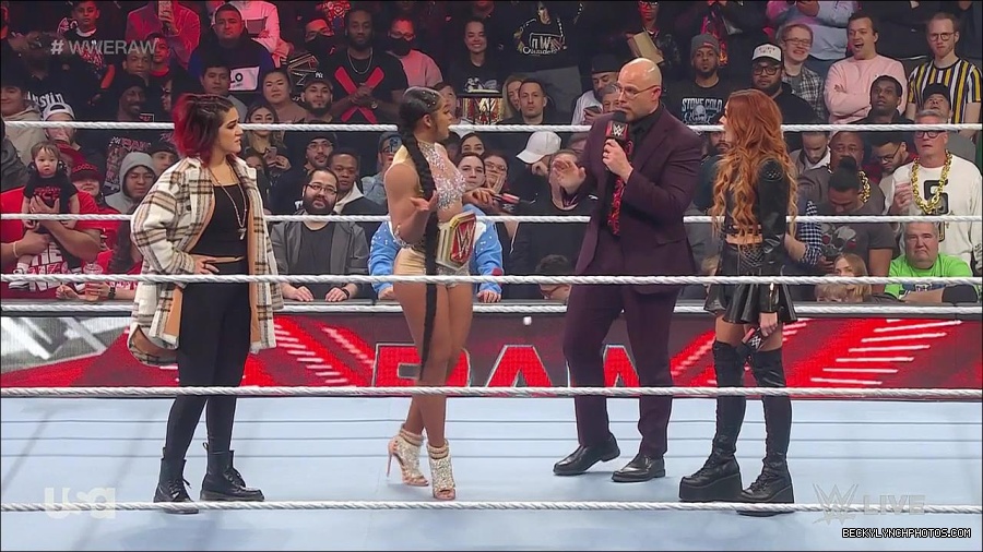 WWE_Monday_Night_Raw_2023_02_13_720p_HDTV_x264-NWCHD_mp4_000476909.jpg