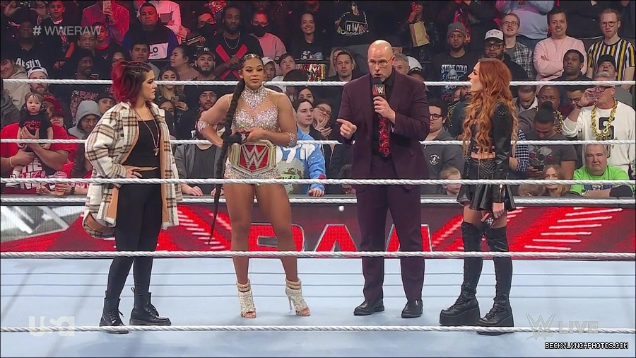 WWE_Monday_Night_Raw_2023_02_13_720p_HDTV_x264-NWCHD_mp4_000478911.jpg