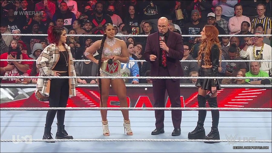 WWE_Monday_Night_Raw_2023_02_13_720p_HDTV_x264-NWCHD_mp4_000479312.jpg