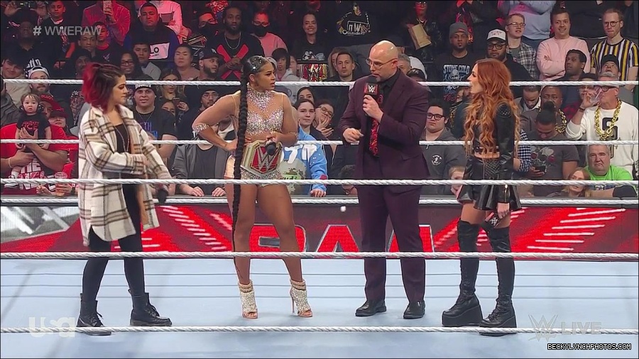 WWE_Monday_Night_Raw_2023_02_13_720p_HDTV_x264-NWCHD_mp4_000480112.jpg