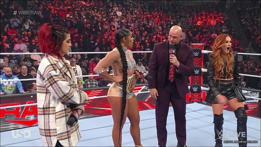 WWE_Monday_Night_Raw_2023_02_13_720p_HDTV_x264-NWCHD_mp4_000482114.jpg