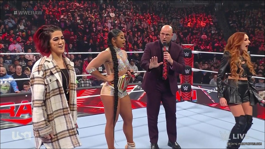 WWE_Monday_Night_Raw_2023_02_13_720p_HDTV_x264-NWCHD_mp4_000482915.jpg