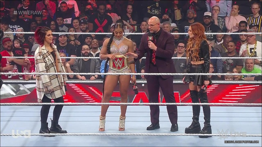 WWE_Monday_Night_Raw_2023_02_13_720p_HDTV_x264-NWCHD_mp4_000501734.jpg