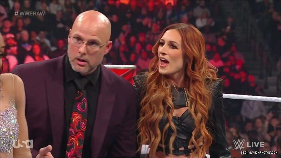 WWE_Monday_Night_Raw_2023_02_13_720p_HDTV_x264-NWCHD_mp4_000508541.jpg