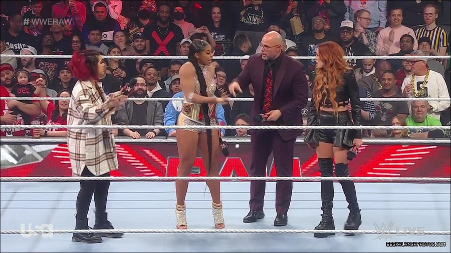 WWE_Monday_Night_Raw_2023_02_13_720p_HDTV_x264-NWCHD_mp4_000510543.jpg