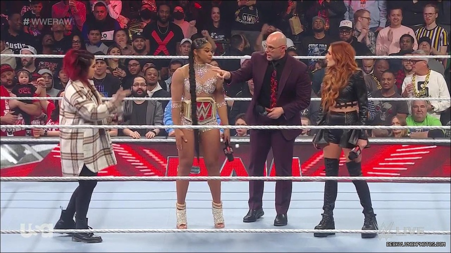 WWE_Monday_Night_Raw_2023_02_13_720p_HDTV_x264-NWCHD_mp4_000510943.jpg