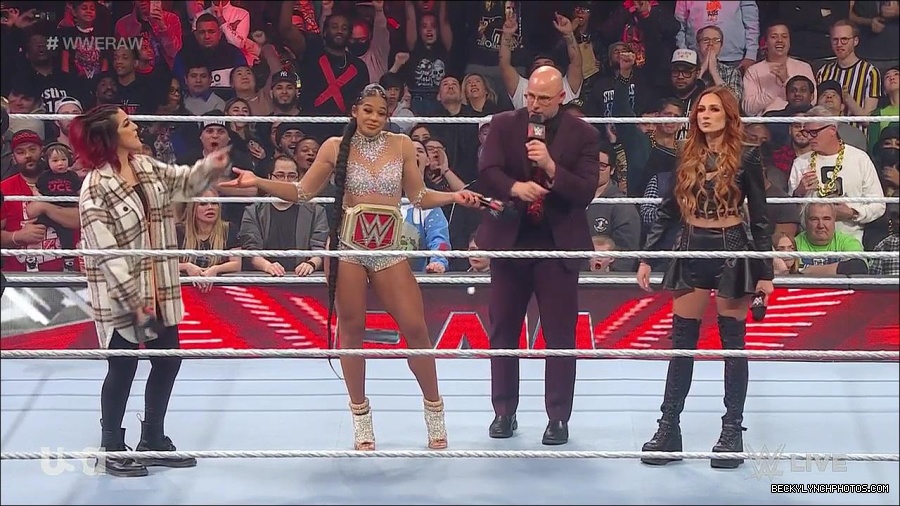 WWE_Monday_Night_Raw_2023_02_13_720p_HDTV_x264-NWCHD_mp4_000515748.jpg